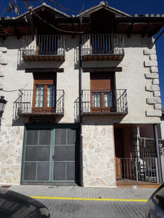 Gasthaus Zaguan Rascafría Exterior foto